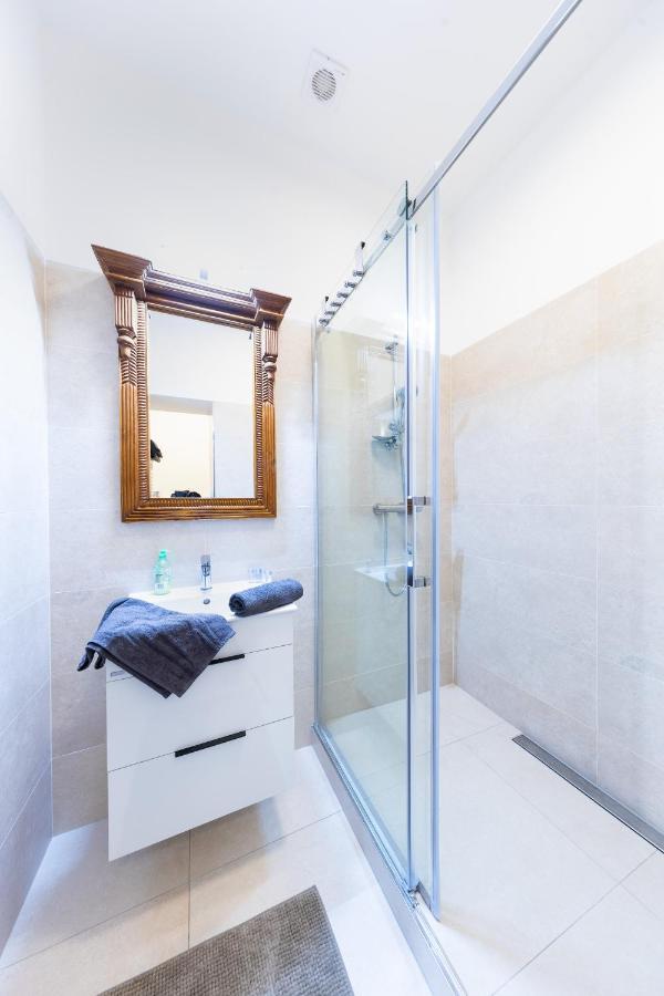 Boheme Apartments Charle'S Square 프라하 외부 사진